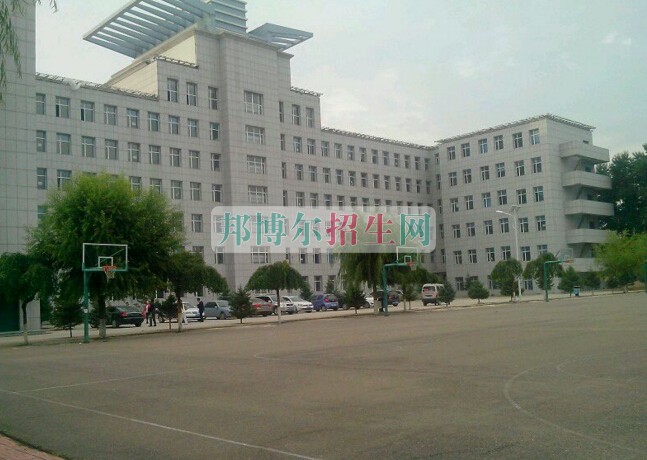 白城醫(yī)學高等?？茖W校