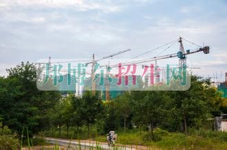 四川省建筑技工學(xué)校2016年報名條件、招生對象