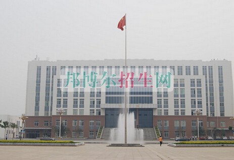 菏澤醫(yī)學(xué)?？茖W(xué)校