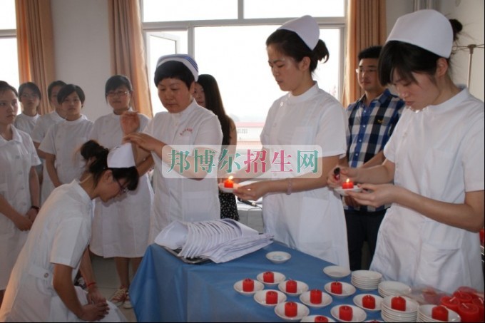 成都涉外護理學(xué)校招生要求