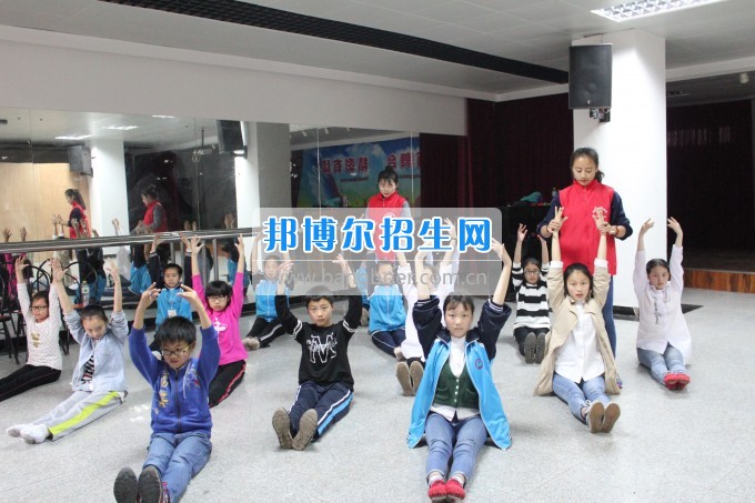 川南幼兒師范高等?？茖W(xué)校先進(jìn)組織
