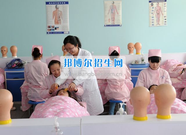 成都有幾個美容技術(shù)學校