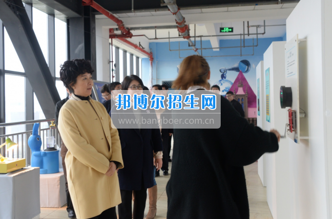 市委常委、宣傳部長(zhǎng)潘梅到川南幼兒師范高等?？茖W(xué)校調(diào)研思想政治工作