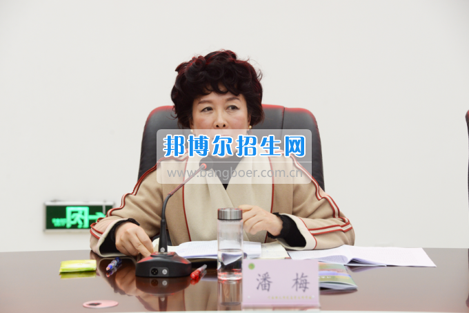 市委常委、宣傳部長(zhǎng)潘梅到川南幼兒師范高等?？茖W(xué)校調(diào)研思想政治工作