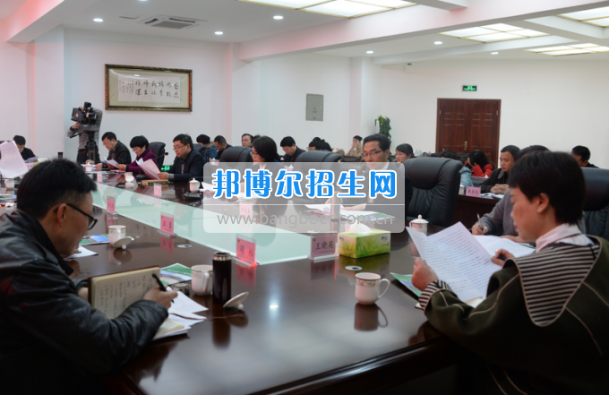 市委常委、宣傳部長(zhǎng)潘梅到川南幼兒師范高等?？茖W(xué)校調(diào)研思想政治工作