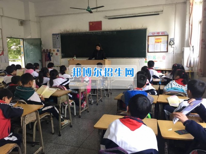 川北幼兒師范高等?？茖W(xué)校職場揚(yáng)帆 逐夢起航