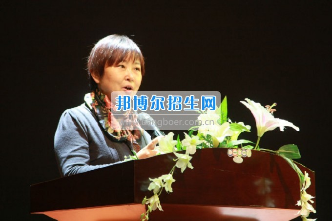 貴陽幼兒師范學校校本培訓拉開新學期序幕，2017擼起袖子加油干！