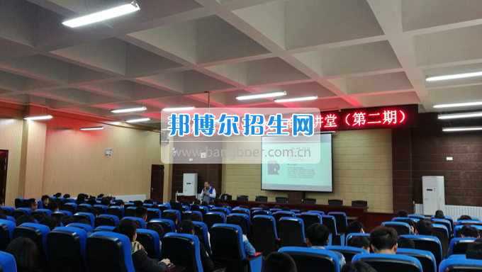 2017年息烽縣職業(yè)技術(shù)學校攜手淘寶大學培養(yǎng)電商人才