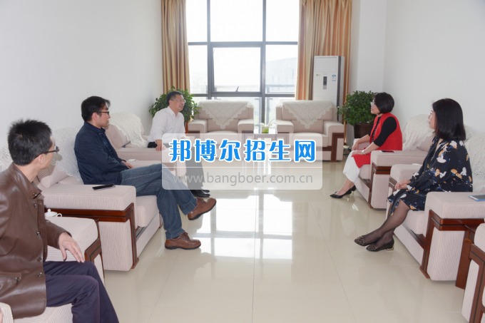 2017年西南科技大學黨委副書記張強一行到川南幼兒師范高等專科學?？疾? width=