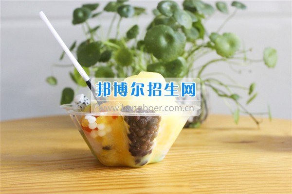 成都希望航空職業(yè)學(xué)校美味冷飲大曝光！據(jù)說，正數(shù)第三的是同學(xué)們最喜愛的冷飲！