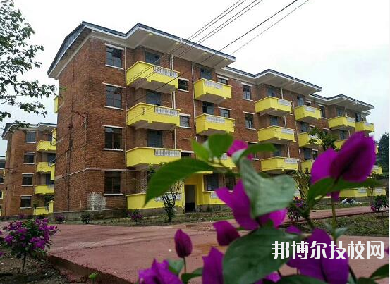 都勻中等職業(yè)技術(shù)學校怎么樣、好不好