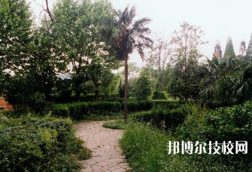 貴州林業(yè)學(xué)校2020年報(bào)名條件、招生要求、招生對(duì)象