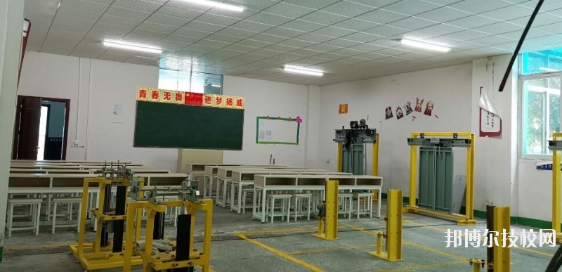 貴陽航洋動漫職業(yè)學(xué)校2020年學(xué)費、收費多少