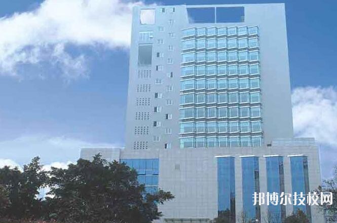 重慶五一高級技工學(xué)校2020年學(xué)費(fèi)、收費(fèi)多少