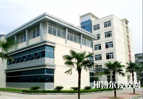 江西化學工業(yè)高級技工學校2020年報名條件、招生要求、招生對象