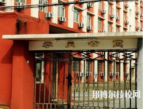 江西贛江技工學(xué)校2020年報(bào)名條件、招生要求、招生對(duì)象 