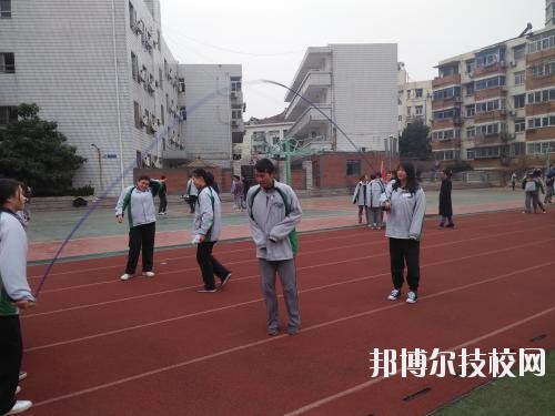 西安市商貿(mào)旅游成人中等專業(yè)學校2020年報名條件、招生要求、招生對象