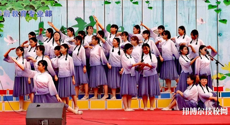 邢臺(tái)現(xiàn)代職業(yè)學(xué)校2020年報(bào)名條件、招生要求、招生對象