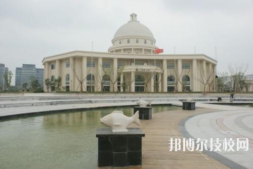 寧波外事學(xué)校2020年報名條件、招生要求、招生對象