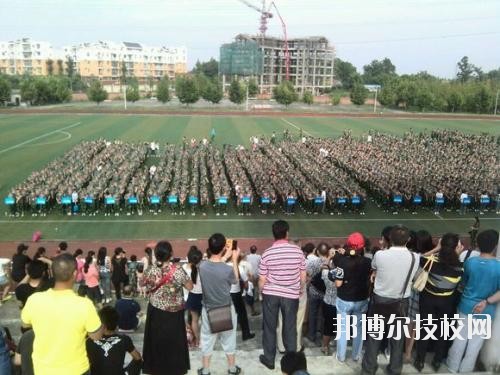 成都華夏衛(wèi)校2020年報(bào)名條件、招生要求、招生對象