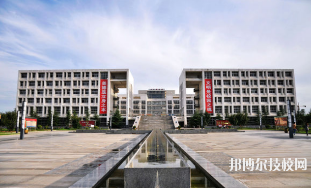 陜西商貿(mào)學(xué)院附屬中職校2020年報名條件、招生要求、招生對象 