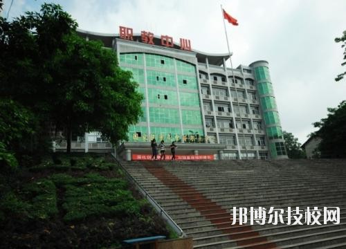 武漢第一職教中心學校怎么樣、好不好