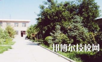 武威衛(wèi)生學(xué)校2020年報名條件、招生要求、招生對象