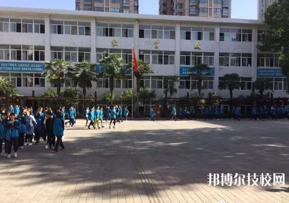 西安市機(jī)電職業(yè)技術(shù)學(xué)校2020年報(bào)名條件、招生要求、招生對(duì)象 