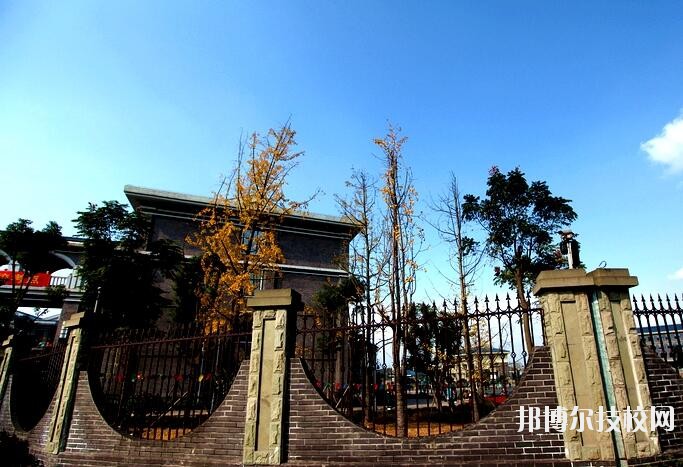 重慶財政學校2020年報名條件、招生要求、招生對象