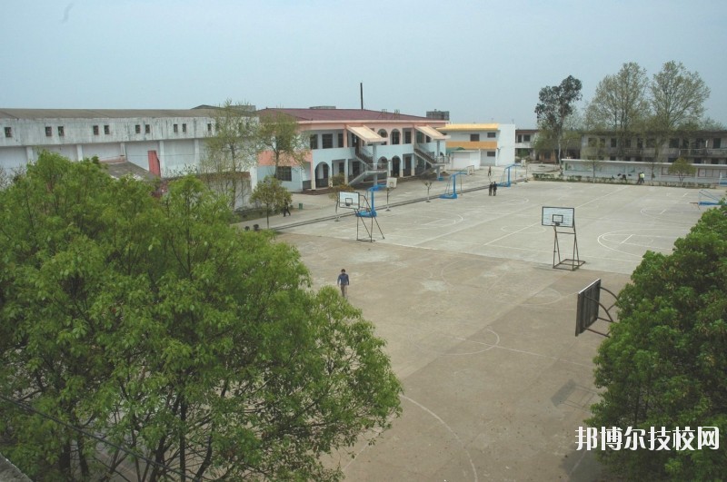 鷹潭應(yīng)用工程學(xué)校怎么樣、好不好