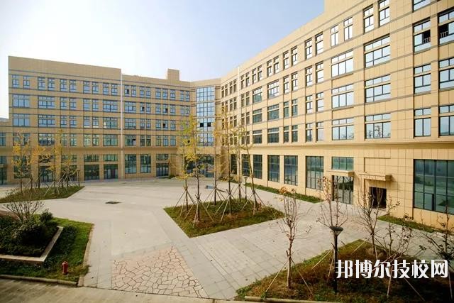 北侖職業(yè)高級中學(xué)2020年學(xué)費(fèi)、收費(fèi)多少