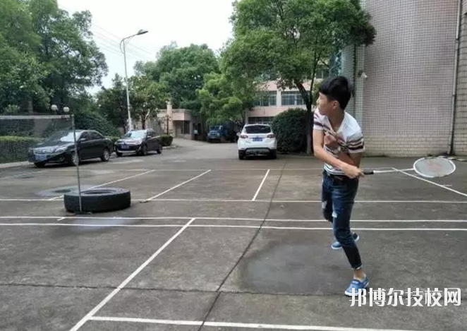 江西新興產(chǎn)業(yè)工程學校2020年報名條件、招生要求、招生對象
