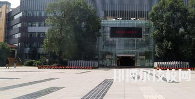 武威西牛職業(yè)技術(shù)學(xué)校2020年報名條件、招生要求、招生對象