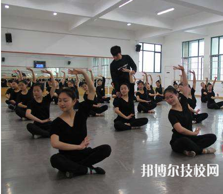 江山職業(yè)教育中心2020年報名條件、招生要求、招生對象