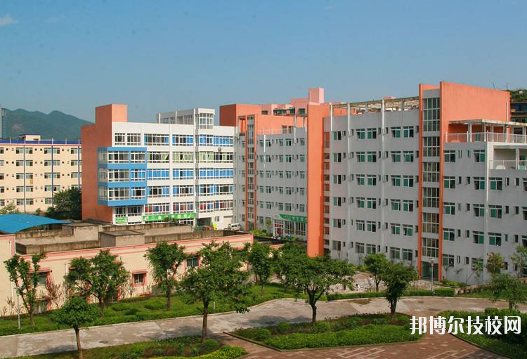 重慶工業(yè)技師學(xué)院怎么樣、好不好