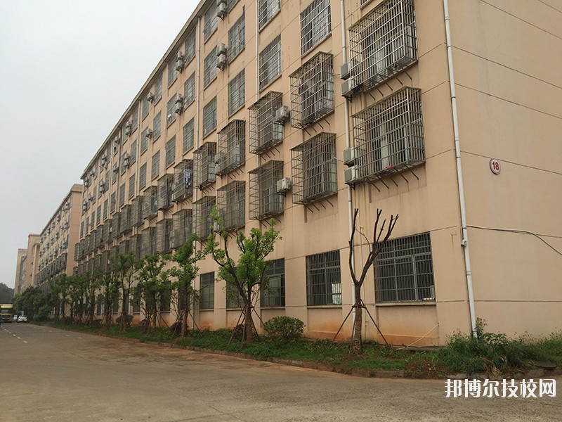 吉安信息工程學(xué)校怎么樣、好不好