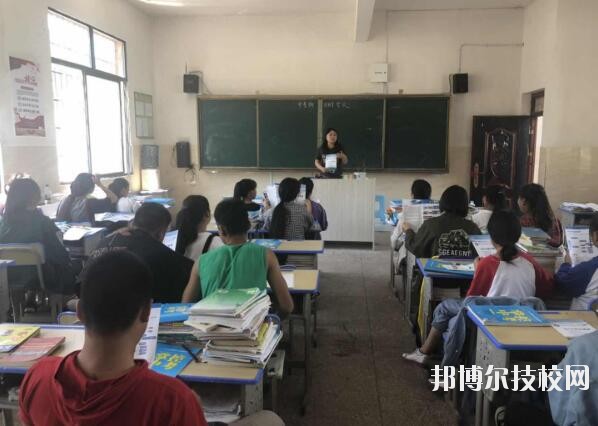 安順機械工業(yè)學校2020年報名條件、招生要求、招生對象