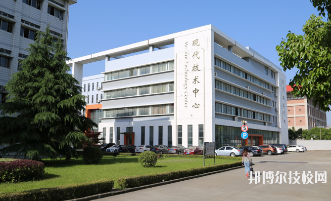 泰州機(jī)電高等職業(yè)技術(shù)學(xué)校2020年報(bào)名條件、招生要求、招生對(duì)象