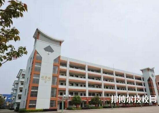 義烏城鎮(zhèn)職業(yè)技術(shù)學(xué)校2020年報(bào)名條件、招生要求、招生對象