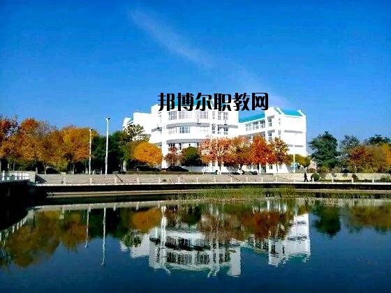 利川民族中等職業(yè)技術(shù)學(xué)校2020年報(bào)名條件、招生要求、招生對(duì)象