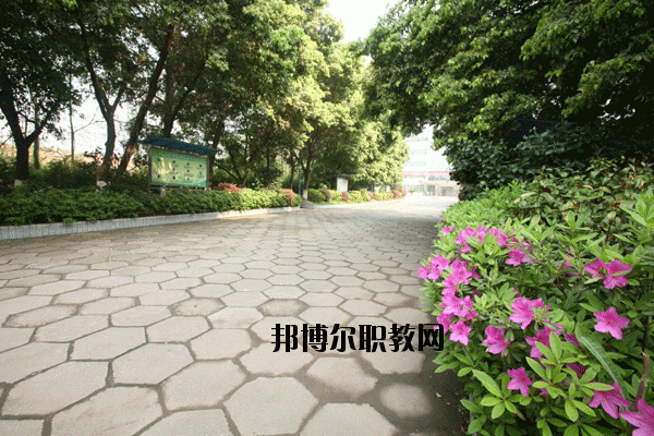 贛州農(nóng)業(yè)學(xué)校2020年報(bào)名條件、招生要求、招生對(duì)象 