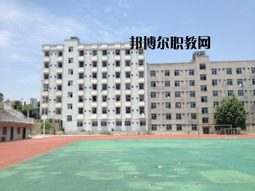 貴州省電子工業(yè)學校2020年報名條件、招生要求、招生對象