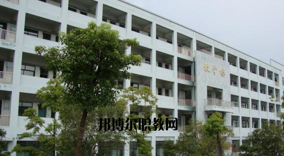 寧波興港職業(yè)高級(jí)中學(xué)2020年報(bào)名條件、招生要求、招生對(duì)象