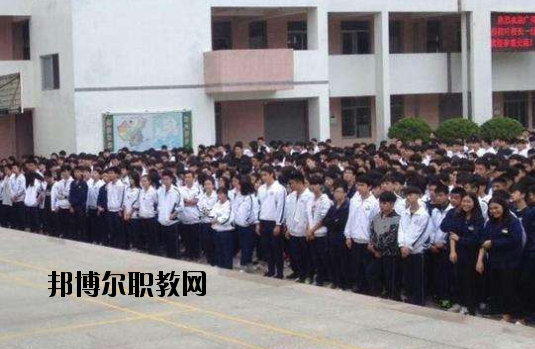 臺山技工學(xué)校2020年報名條件、招生要求、招生對象