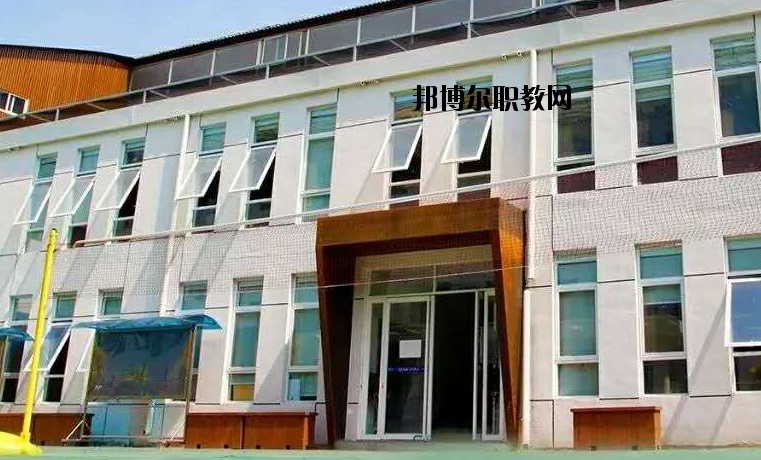 西安華樂(lè)藝術(shù)職業(yè)學(xué)校2020年報(bào)名條件、招生要求、招生對(duì)象
