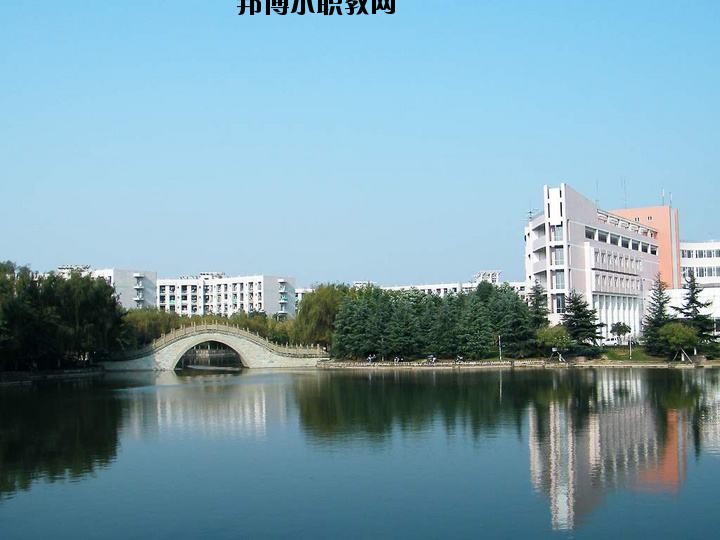 咸寧衛(wèi)生學(xué)校2020年報名條件、招生要求、招生對象