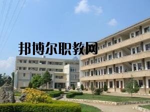 祿豐縣職業(yè)高級中學(xué)2020年報(bào)名條件、招生要求、招生對象