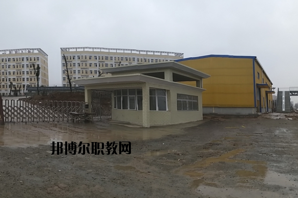 黃石第一技工學(xué)校2020年報名條件、招生要求、招生對象
