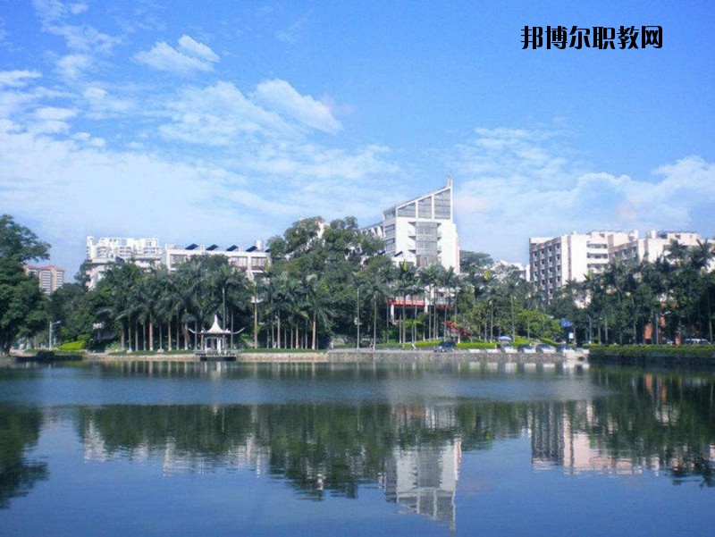 麻城宋埠職業(yè)高級(jí)中學(xué)2020年報(bào)名條件、招生要求、招生對(duì)象