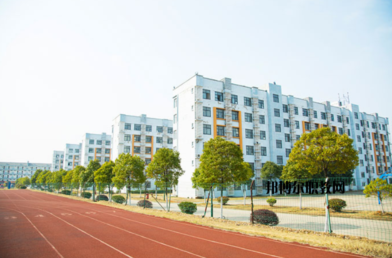 南昌運輸職業(yè)技術學校怎么樣、好不好